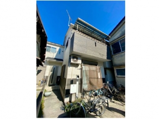 車庫2台付♪ 自慢の2階建♪