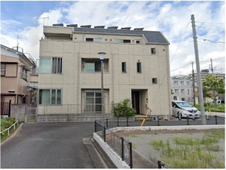 二世帯住宅♪　東南角地♪